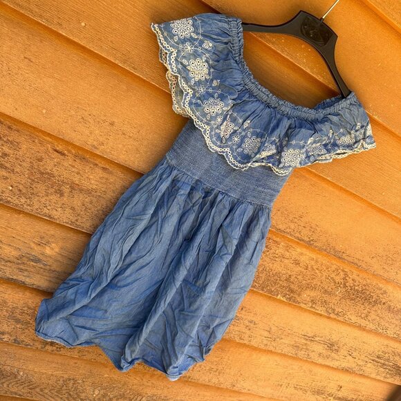 Off-The-Shoulder Chambray Dress With Floral Embroidery & Smocked Bodice Size S X - Picture 10 of 10